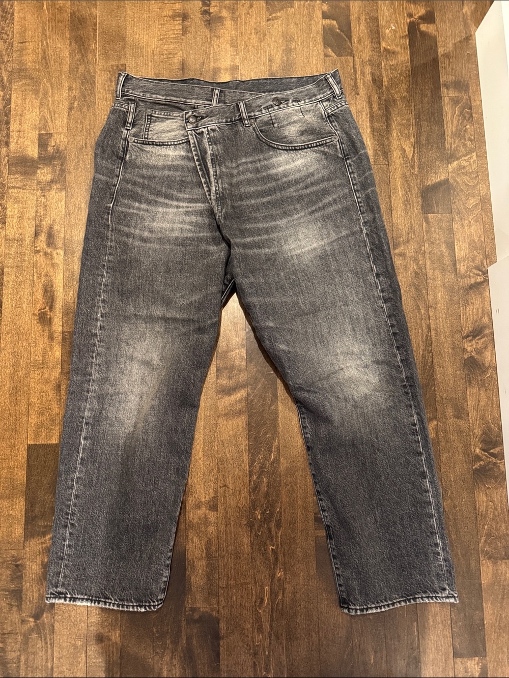 R13 Women's Faded Black Straight-Leg Jeans